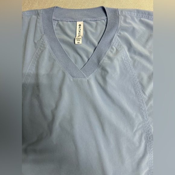 Athleta Women’s XS V-Neck Top Shirt Short Sleeve Pullover Stretch Mauve Light - Picture 6 of 10